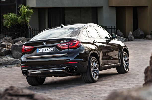 BMW-X6-2015-Rear