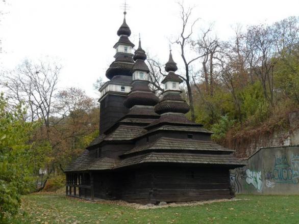 Chrám svatého archanděla Michala, který byl do Prahy přesunut z Podkarpatské Rusi.