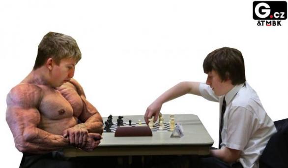 Viktor Kuzněcov u finálového stolu