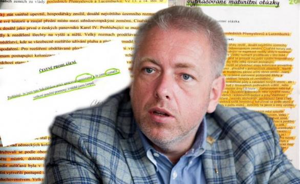 Když se přišlo na to, že bakalářskou práci opsal Chovanec z maturitních otázek, nestačil hledat výmluvy.