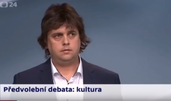 Tomio Okamura má se svými poslanci spoustu práce