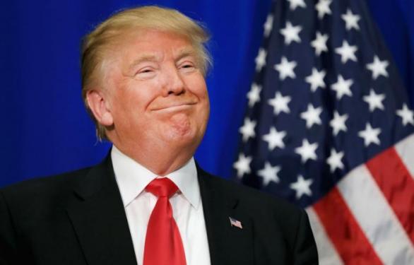 Donald Trump se může pokusu o comeback Clintonové jen smát. Jeho poražená protikandidátka už pro něj nepředstavuje žádné nebezpečí.