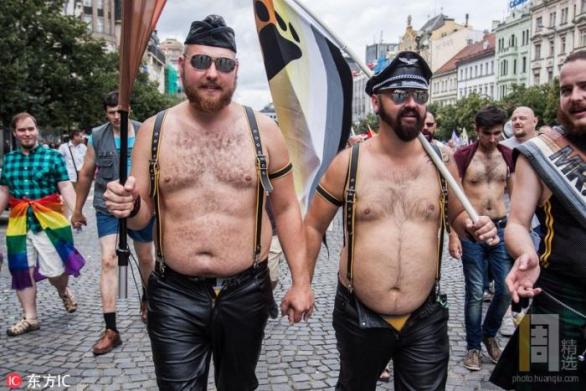Konečně mají homosexuálové respekt u široké veřejnosti. To vše díky Prague Pride.