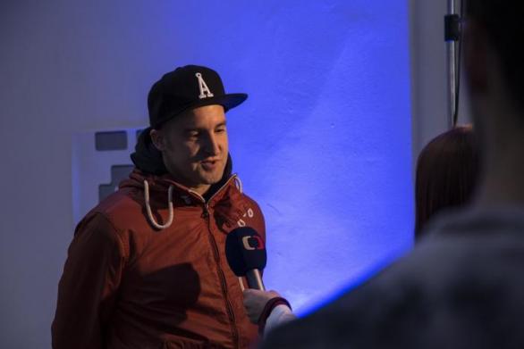 Prvním mistrem v malování ve virtuálním prostoru se stal známý umělec Michal Škapa.