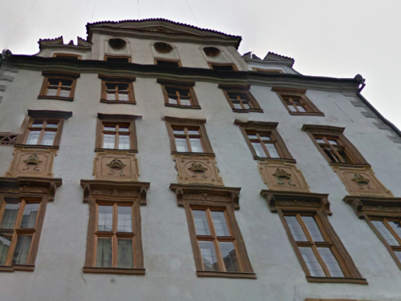 Domovní znamení měšťana, pro kterého byl majetek vším.