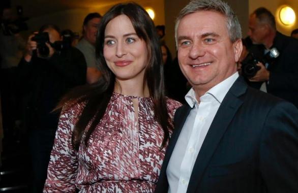 Alex Nosková, dnes Mynářová, si uměla vybrat movitého ženicha. Sice ji to stálo kariéru, ale tak co už.