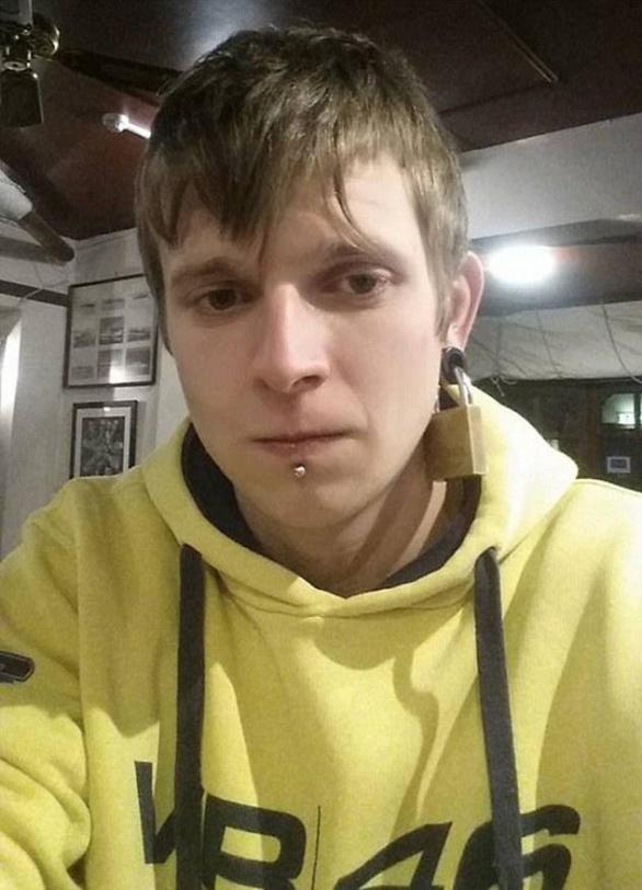 Svět řeší migrační krizi, vypalování pralesů a vstup fašistů do slovenského parlamentu a tenhle řeší zámeček. Ach jo!