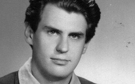 Miloš Zeman po maturitě nesměl hned studovat VŠ kvůli referátu o TGM. 