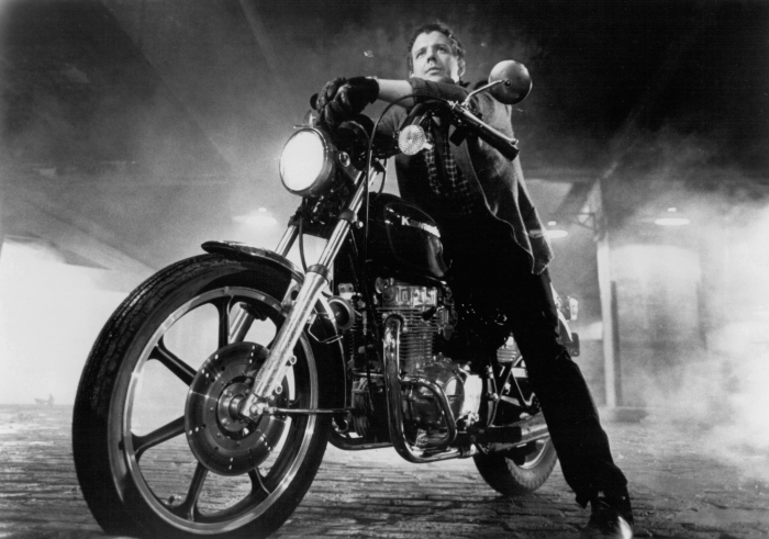 Mickey Rourke jako společenský vyděděnec v Coppolově filmu Rumble Fish. Je z něj nyní také Putinův kámoš nebo jde jen o další propagandu?