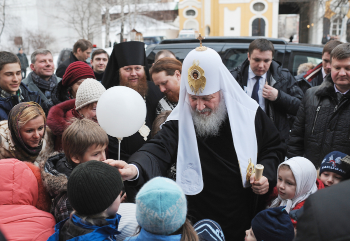 Kirill, patriarcha moskevský - další pán, se kterým by se většina motorkářů nekamarádila. To však neplatí pro Noční vlky. 