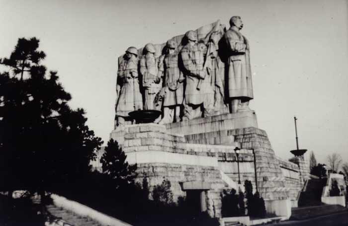 Stalin měl pomník na Letné, Havel bude mít &quot;pomník&quot; v podobě knihovny na Hradčanech