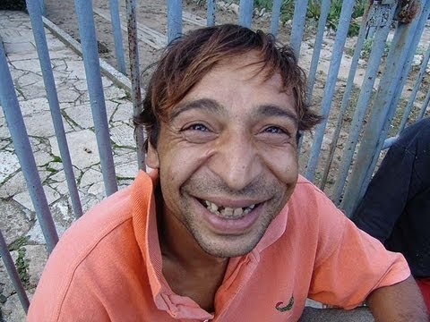 Muž u něhož převládá hnědá barva. Tito lidé jsou veselí a plodní