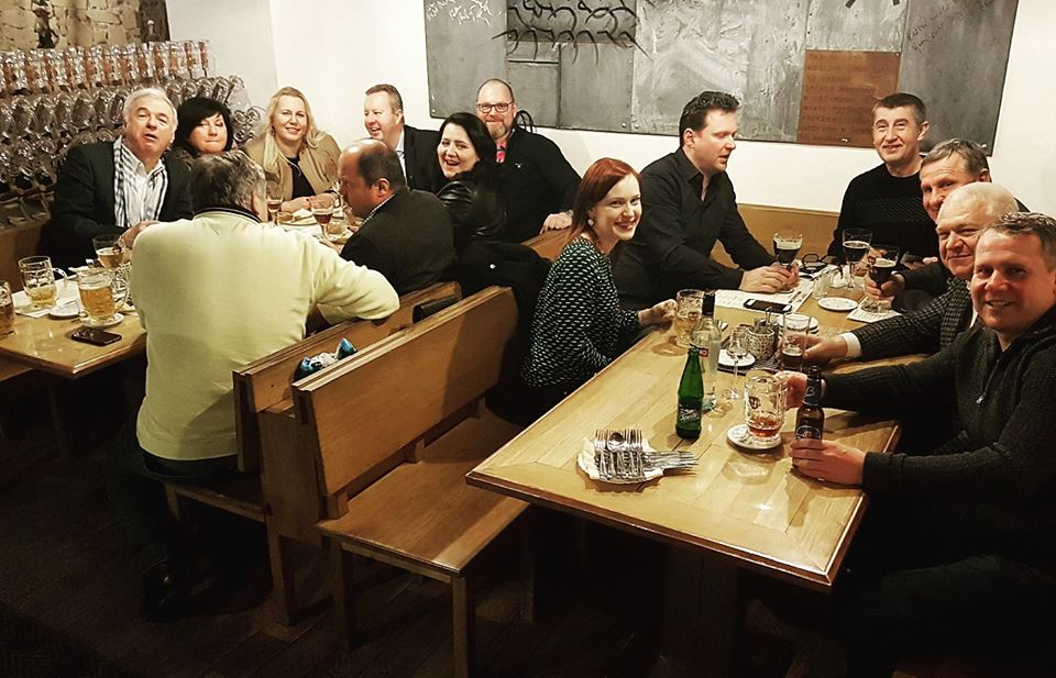 Team building vlády voliči rovněž zbožňují