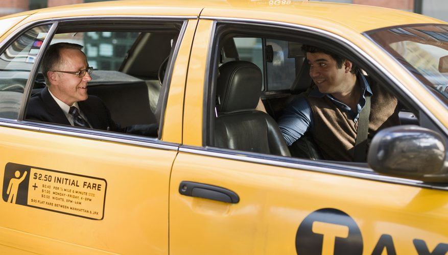 Taxikář by nechal celou dobu běžet taxametr.