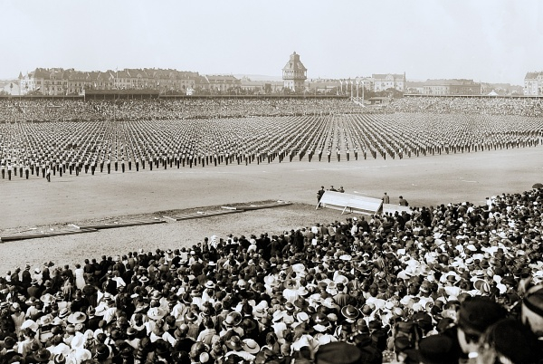 Všesokolský slet v roce 1920