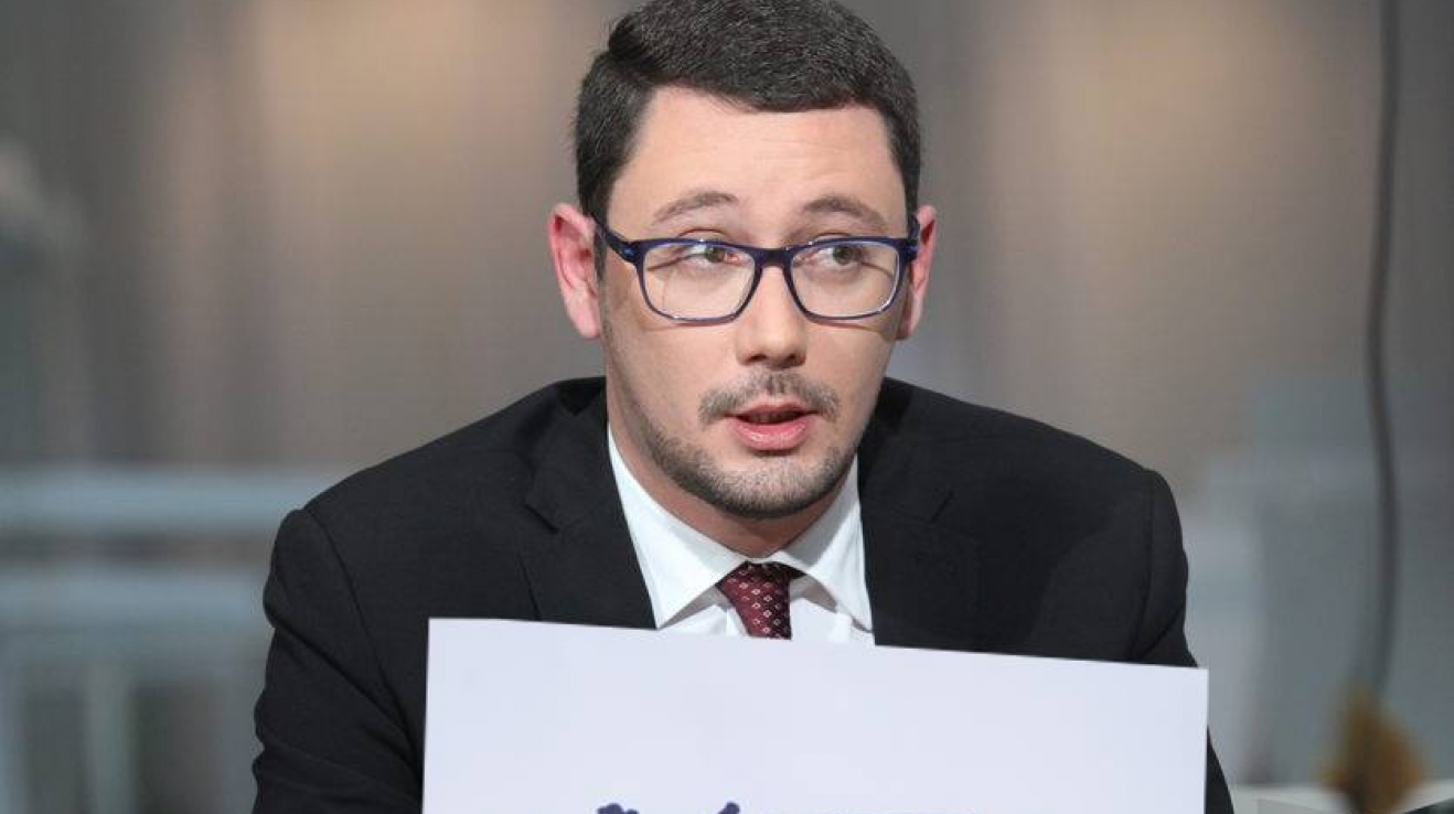 Vsadit si můžete dokonce i na to, že se Jiří Ovčáček na Twitteru přihlásí jako oběť kampaně MeToo.