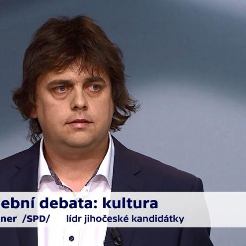 Míla je sice expert na kulturu, ale o koncentračních táborech toho taky hodně ví