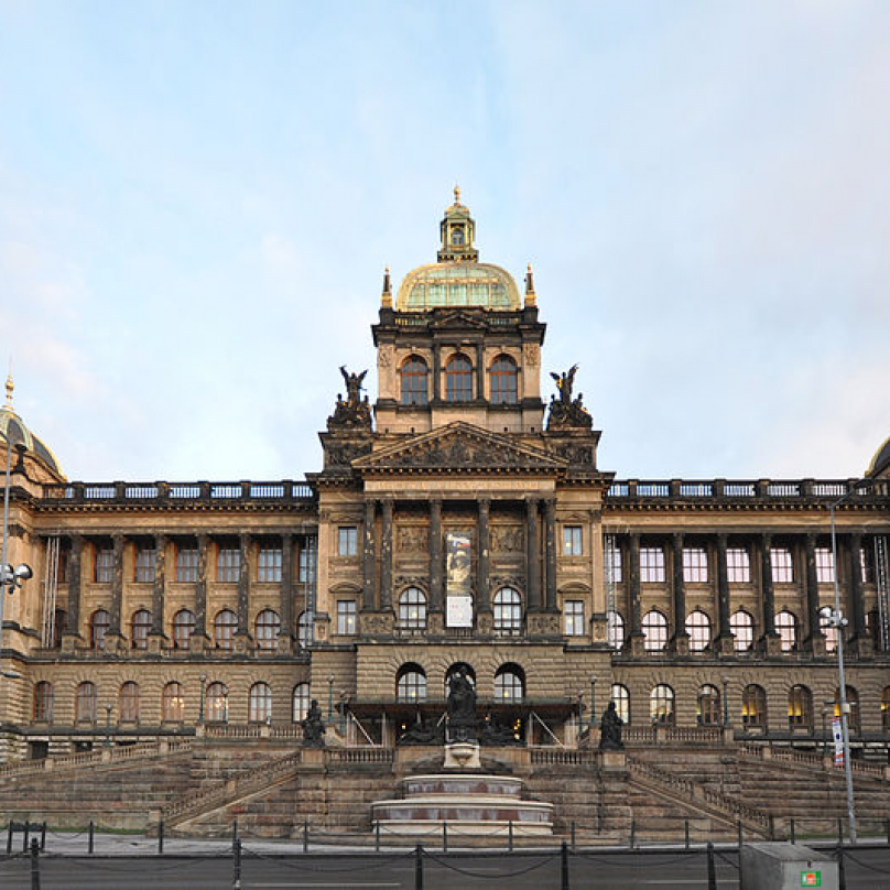 Národní muzeum prochází v současné době rozsáhlou rekonstrukcí.