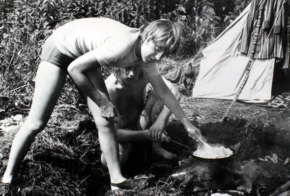 9) Angela Merkel, 1973