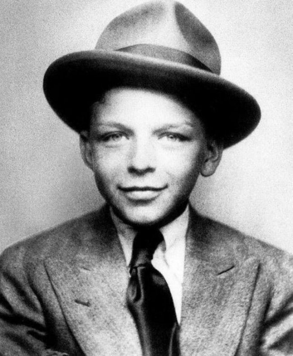 11. Frank Sinatra v deseti letech