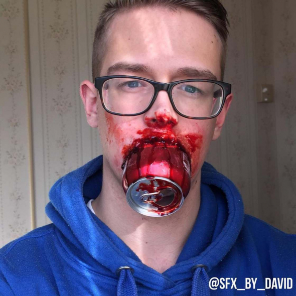 6) I když se z toho člověku dělá špatně, je to obdivuhodné
