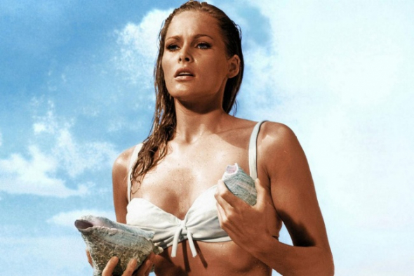 1962 — Ursula Andress alias Honey Ryder